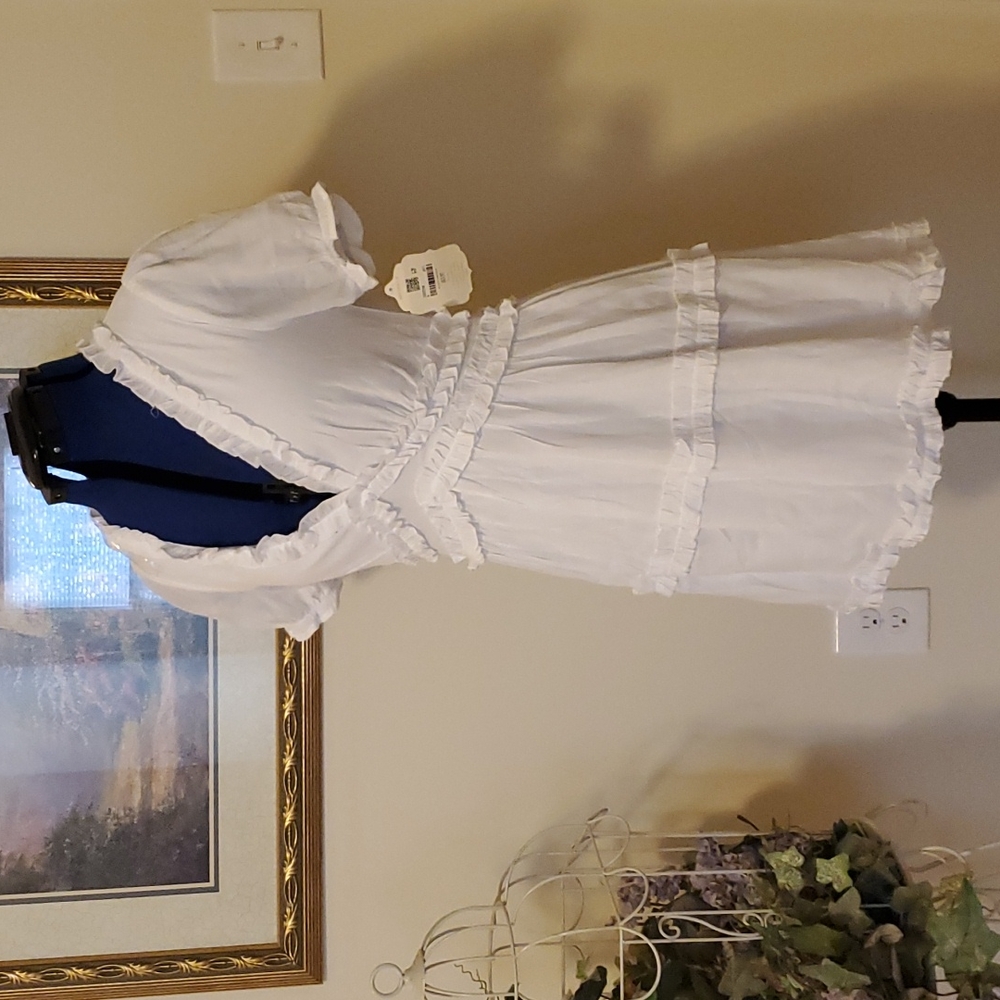 Nwt adorable white summer dress from alter'd state - Picture 9 of 9